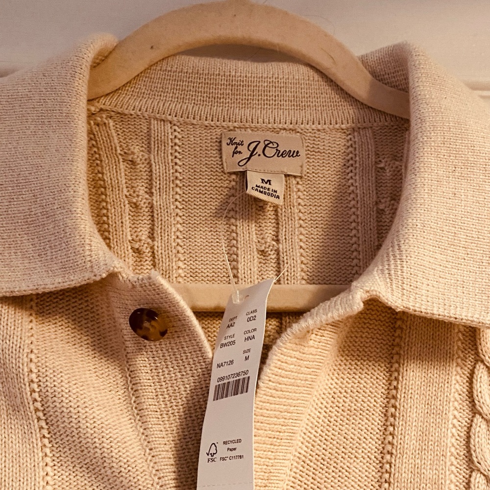 J.Crew. NWT. Size medium. 100% cotton. Men’s sweater.